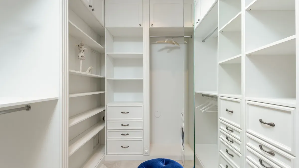 How to Choose Among Closet Manufacturers in USA